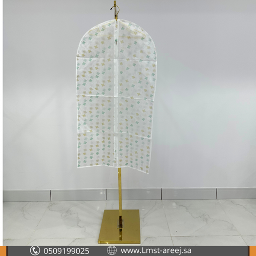غطاء ملابس شفاف