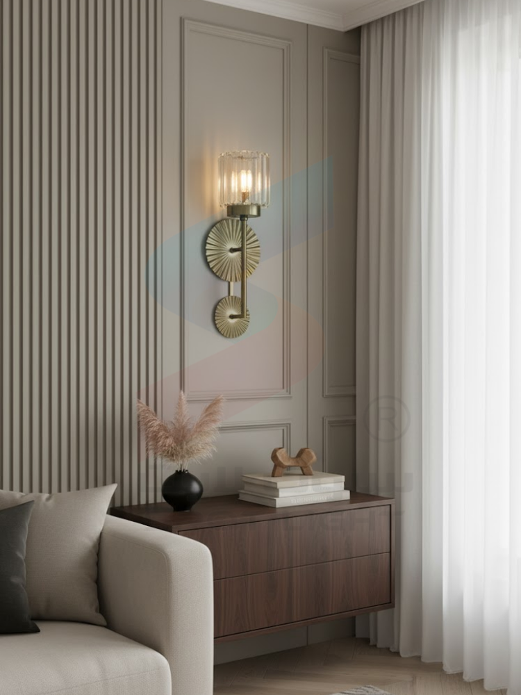 ابليك جداري نحاسي كلاسيكي بتصميم فني وزجاج مزخرف - إضاءة ديكورية فاخرة