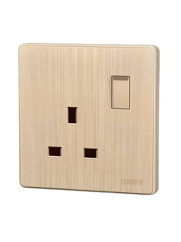 فيش مع مفتاح 13 امبير ذهبي (LUXIFY R6405 (G