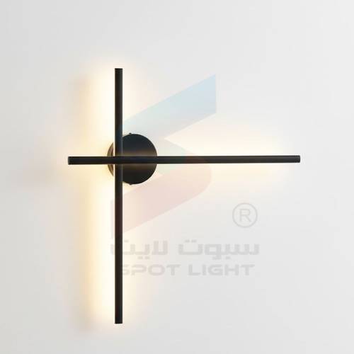 ابليك جداري مودرن بتصميم خطوط ليد متقاطعة باللون الأسود
