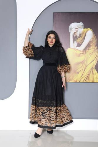 فستان اسود طويل