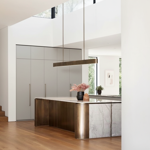 Custom Luxury Modern Acrylic Melamine Modular Kitchen Cabinets Set with Faucet and Accessories for Home Use in Villas