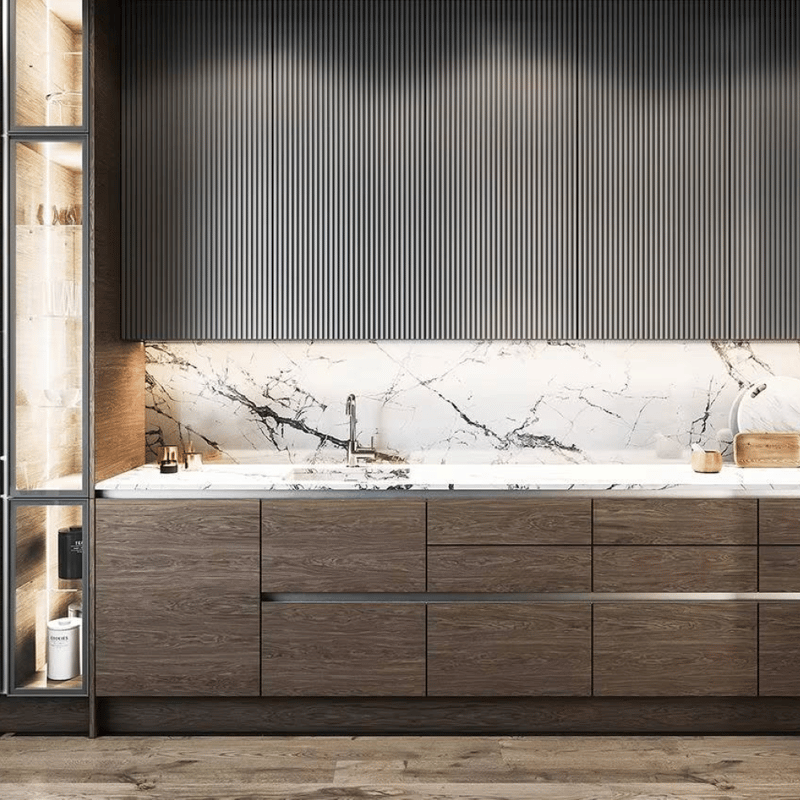 خزانة مطبخ معيارية بتصميم بسيط مطلي بالورنيش، مزودة بحوض ومفصلات صنبور - صديقة للبيئة ومقاومة للحريق للاستخدام في غرف الطعام