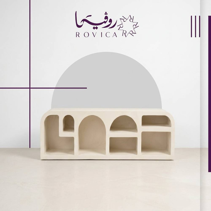 طاولة بلازما أبيض كريمي بسطح أملس Rovica
