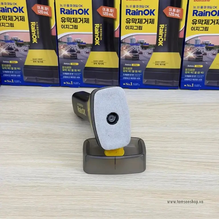BULLSONE OIL FILM REMOVER EASY GRIP 120ML/يعمل على توضيح الروية في الزجاج
