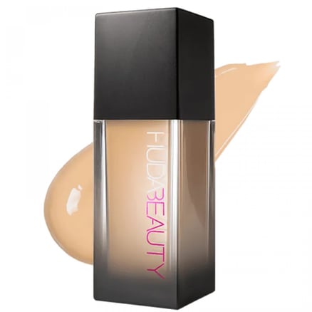 Huda Beauty Faux Filter Chai Foundation 210B