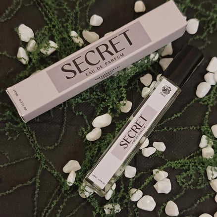 مني عطر secret💎_image_0
