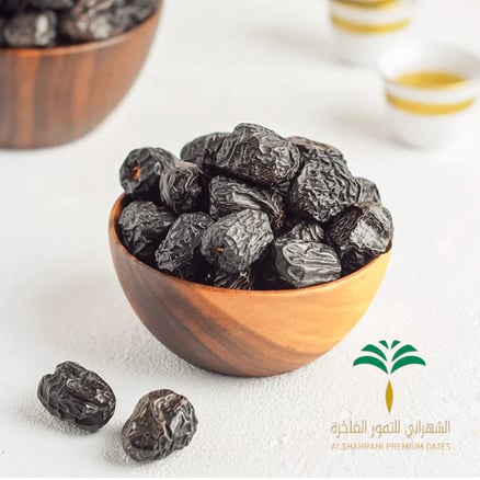 عجوة المدينة