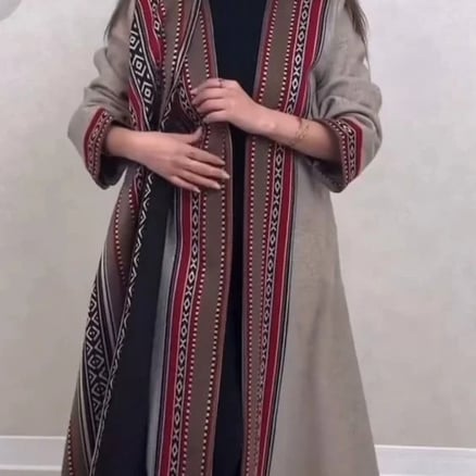 عبايات شويه تصميم مناسب ليوم التاسيس