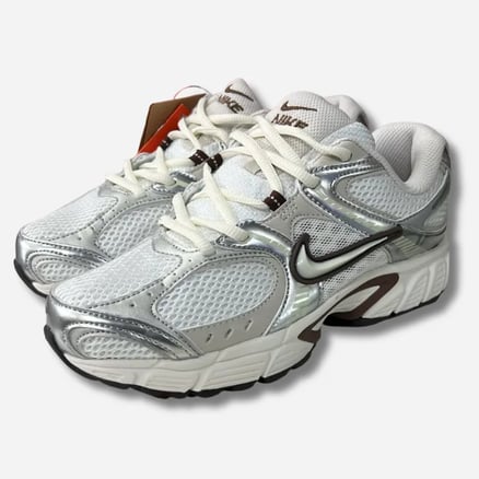Nike V5_image_0
