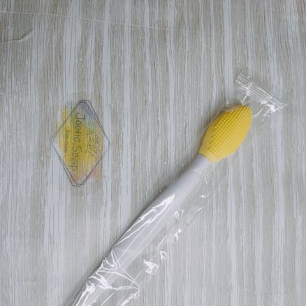 Silicone brush