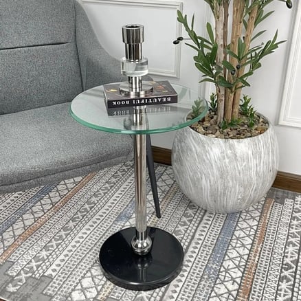 طاولة خدمة