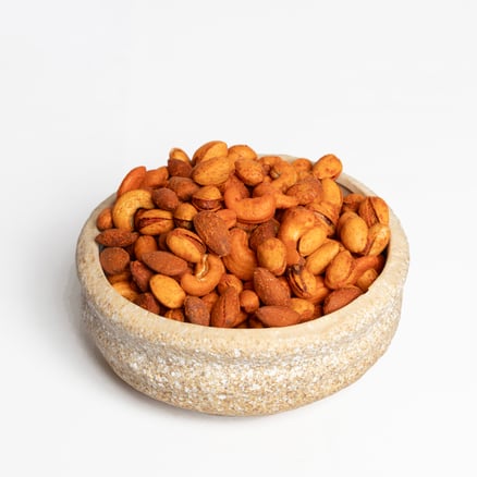 مكسرات حارة مشكلة