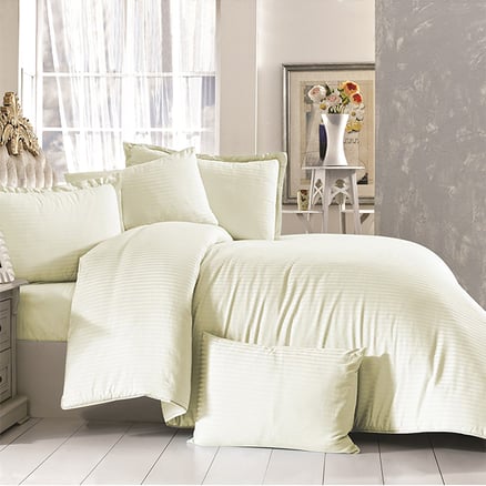 Double- Hotel Comforter
