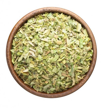 Dried oregano leaves