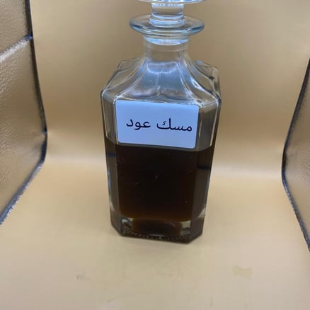 مسك عود_image_0