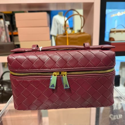 ماستر كواليتي بوتيغا فينيتا (Bottega Veneta)  