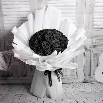 Preserved Black Rose Bouquet