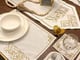 مفرش سفرة - بنقشة أهلاً وسهلاً - مطرز ذهبي - طقم كامل ل8 أشخاص_image_7