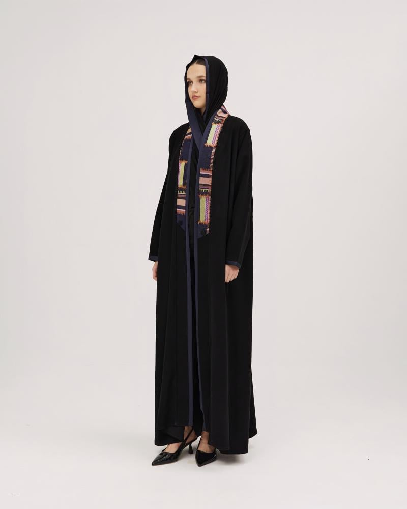 عباية أنيقة للمناسبات