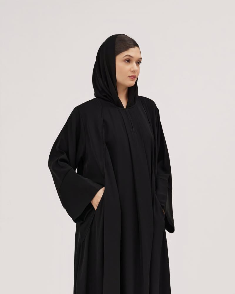 عباية بلاك بيري سوداء