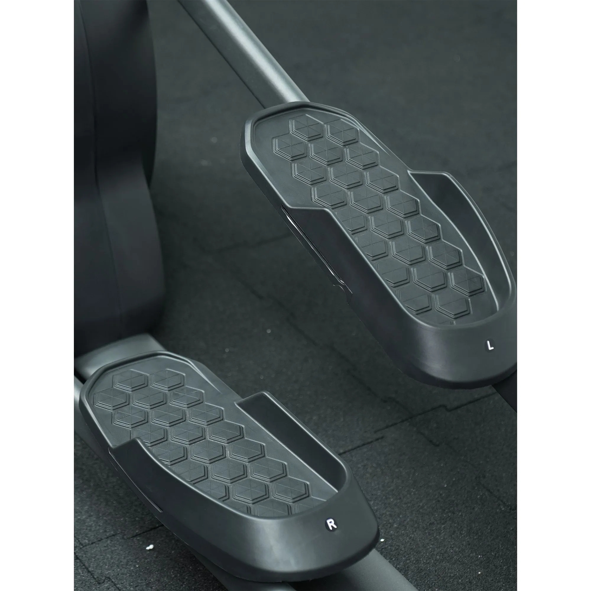 جهاز AXE 202 Cross Trainer متعدد الاستخدامات 