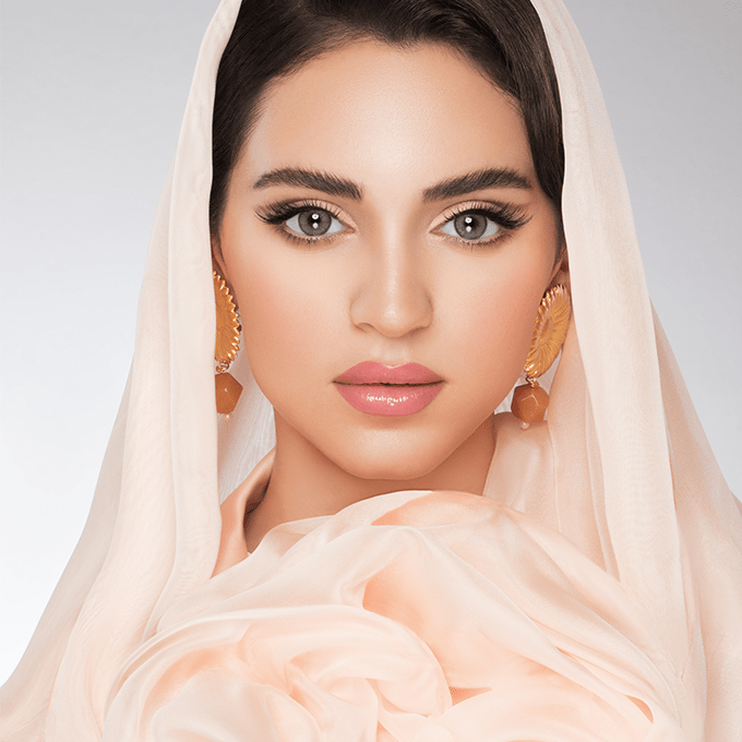  عدسات ملونة من لنس مي - ميست 