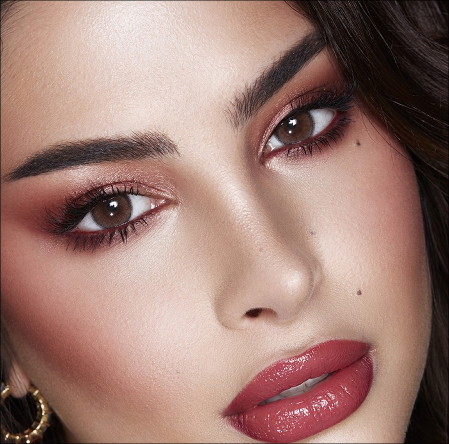  عدسات ملونة من امارا - شاكيراتو 