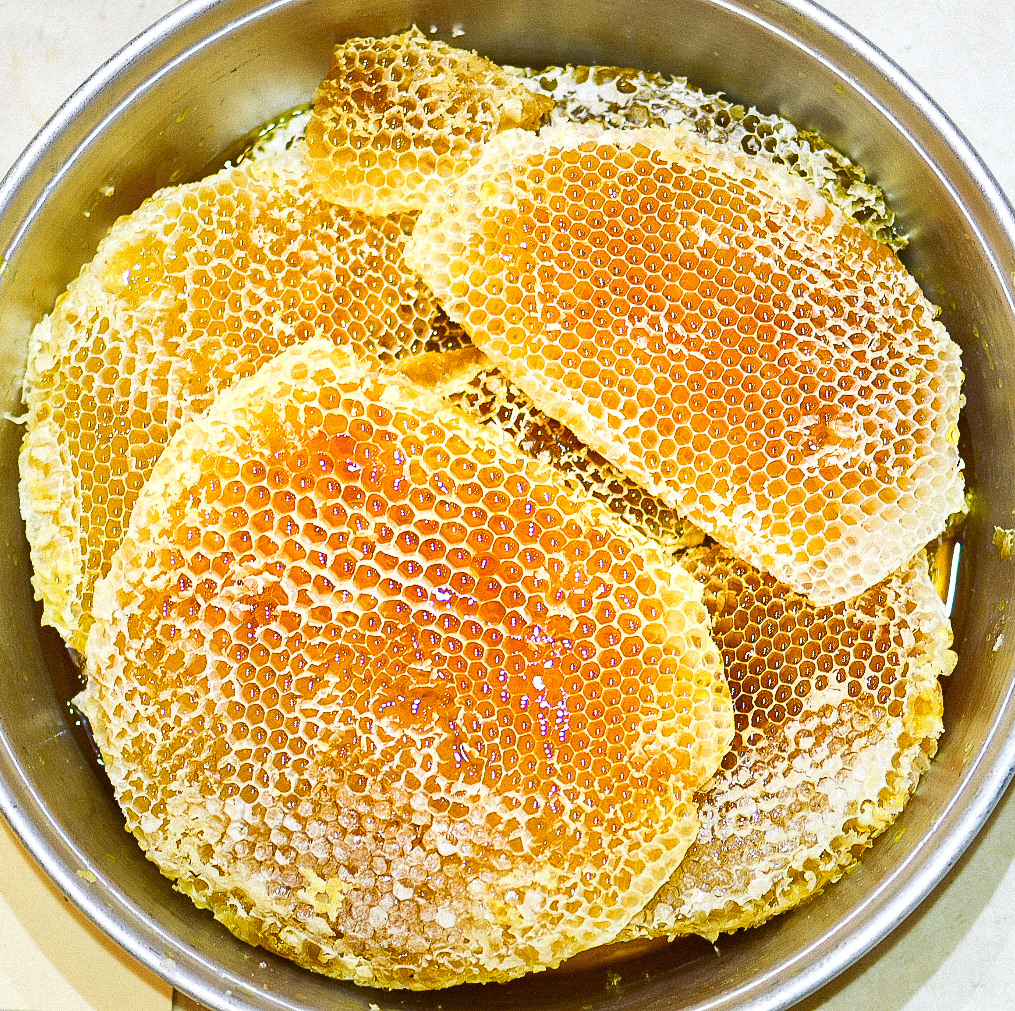 عسل سدر بالشمع (شهد)