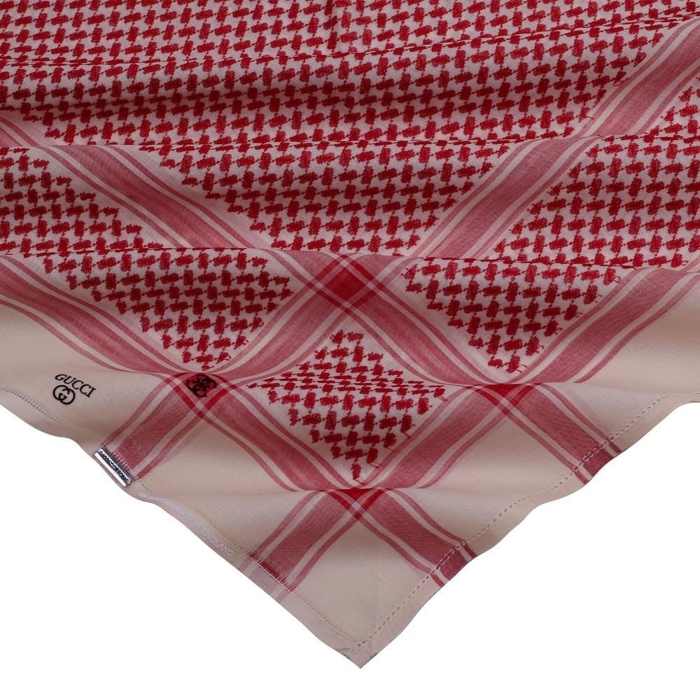 شماغ قوتشي كلاسيك بيج