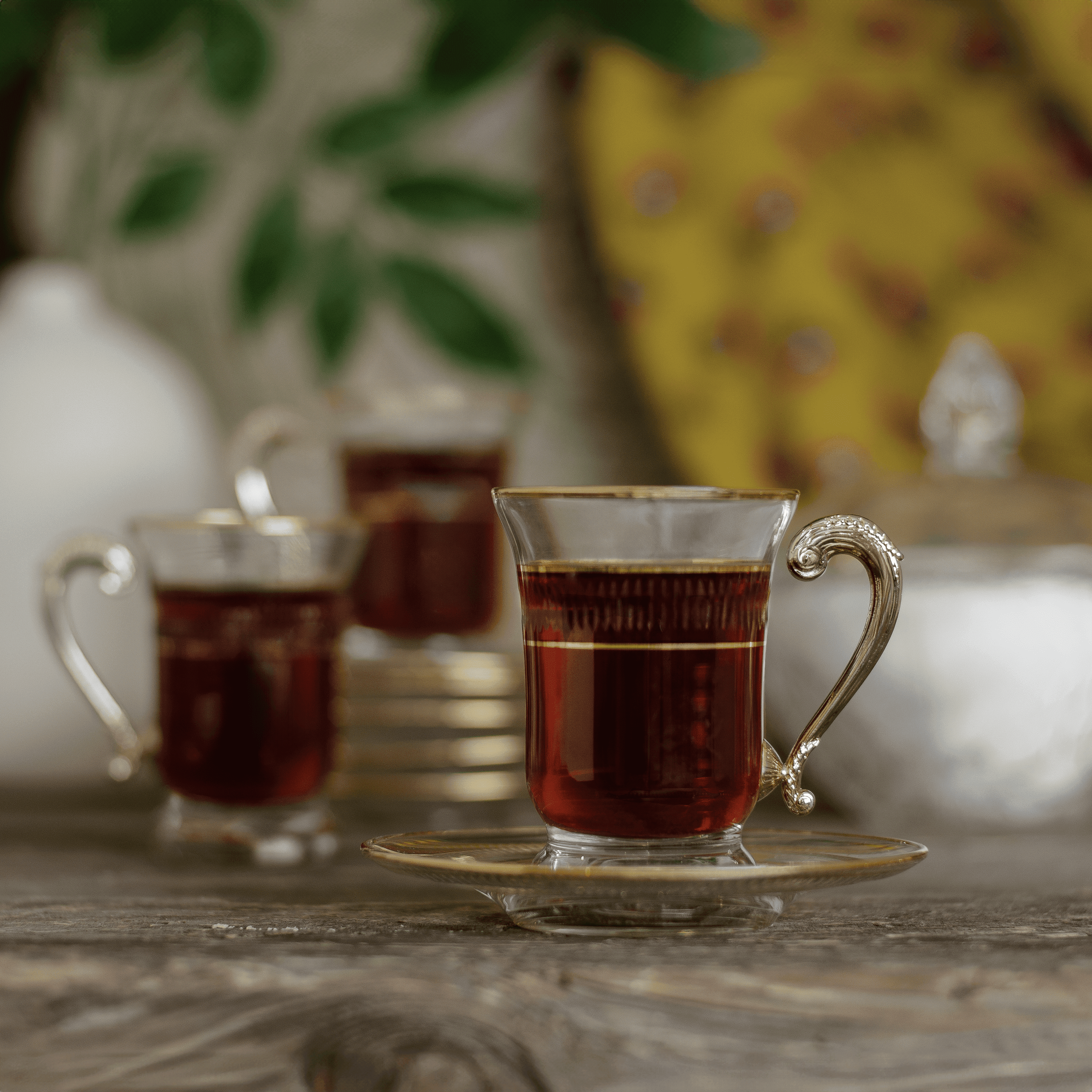  طقم فناجين شاي 6 حبه 