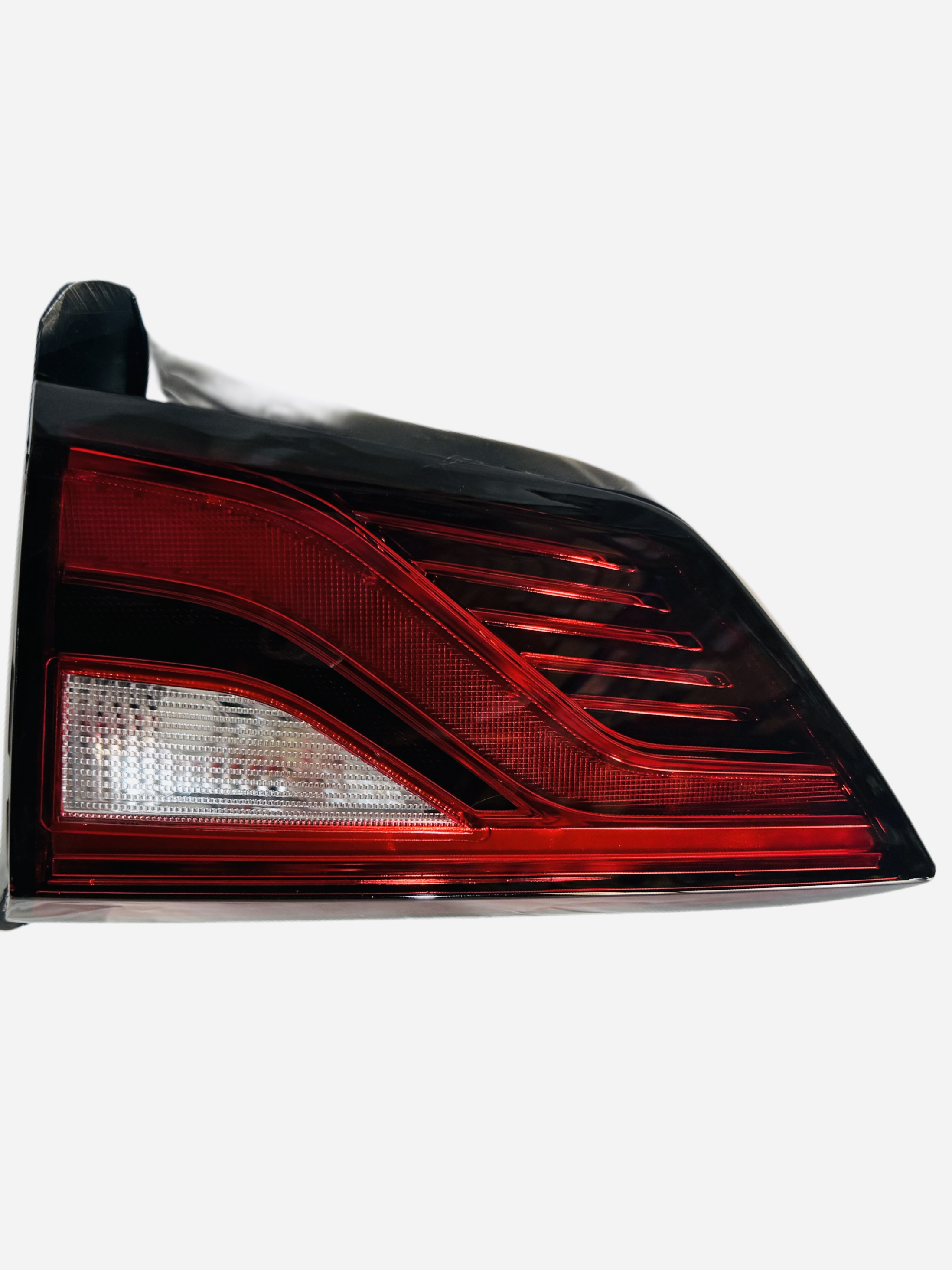  سطب شنطة خلفي يمين MG-ZS 17/19 
