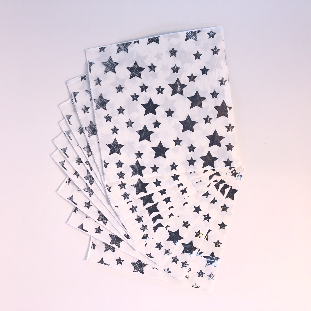 White with silver stars napkin 20 piece