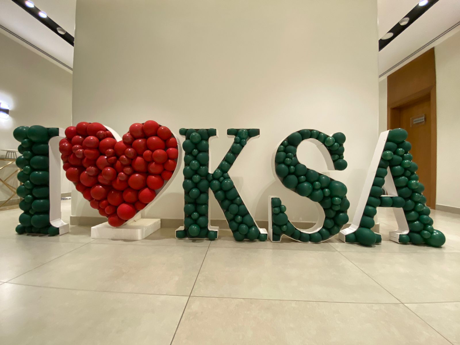 استاند حروف KSA