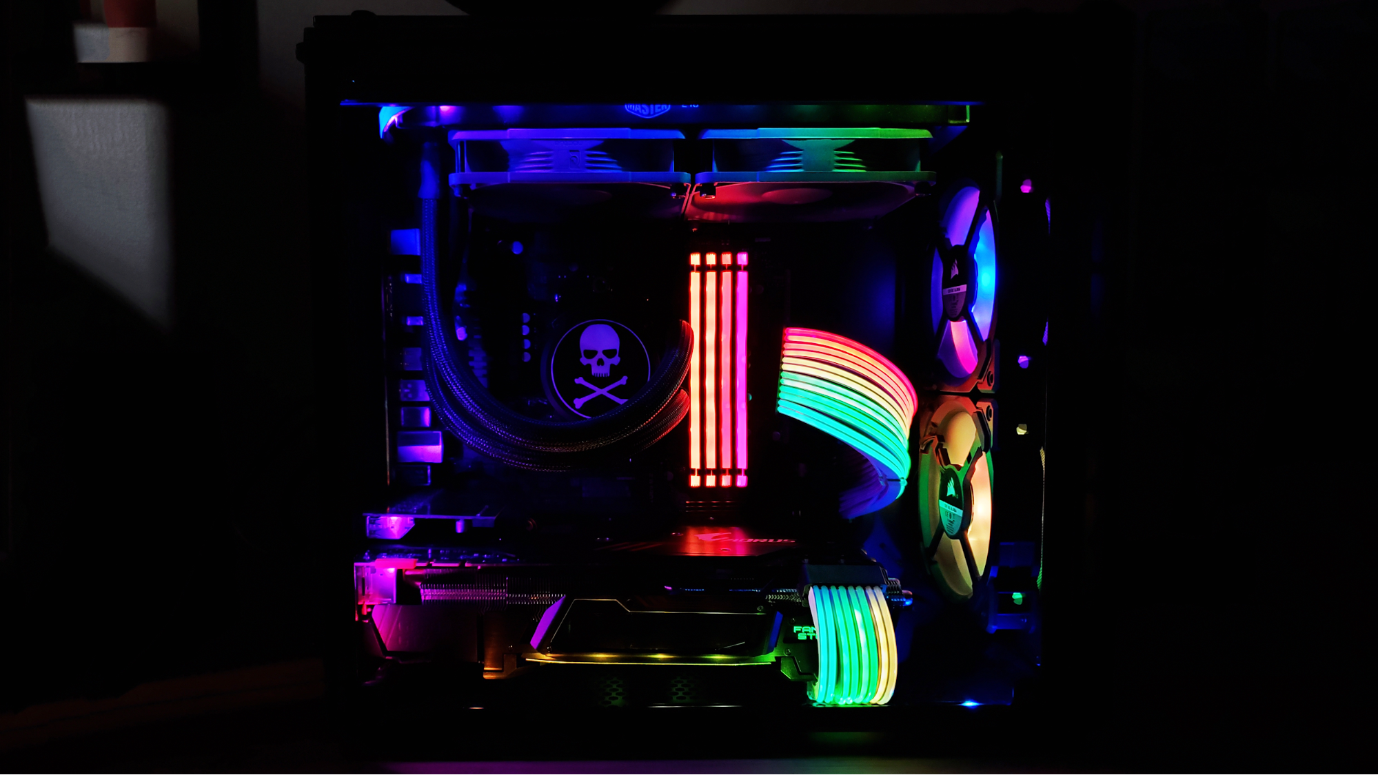 وصلة إضاءة باور سبلاي 24 بن   Lian Li Strimer -Plus RGB