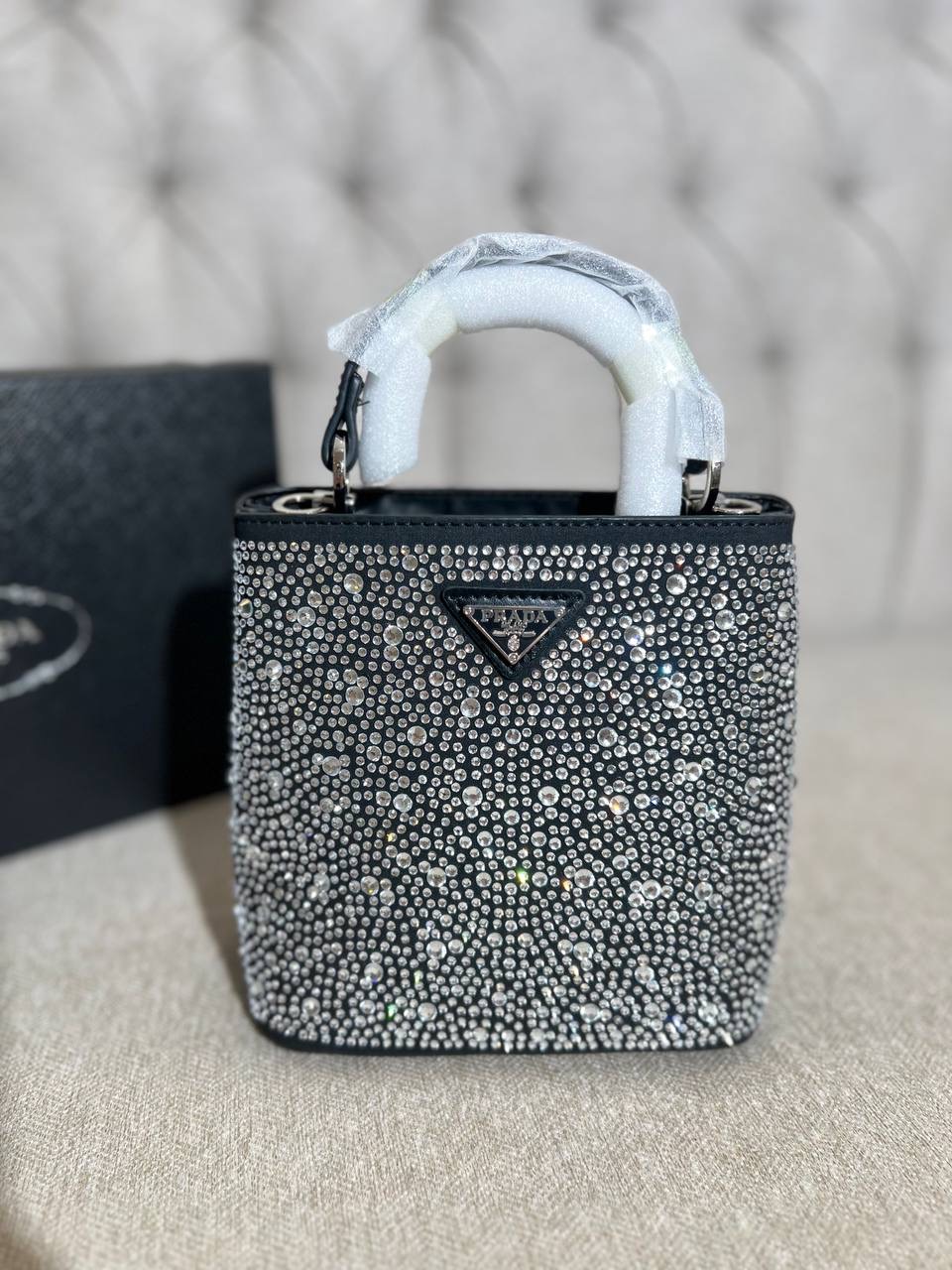  شنطة فضي اسود موضة 