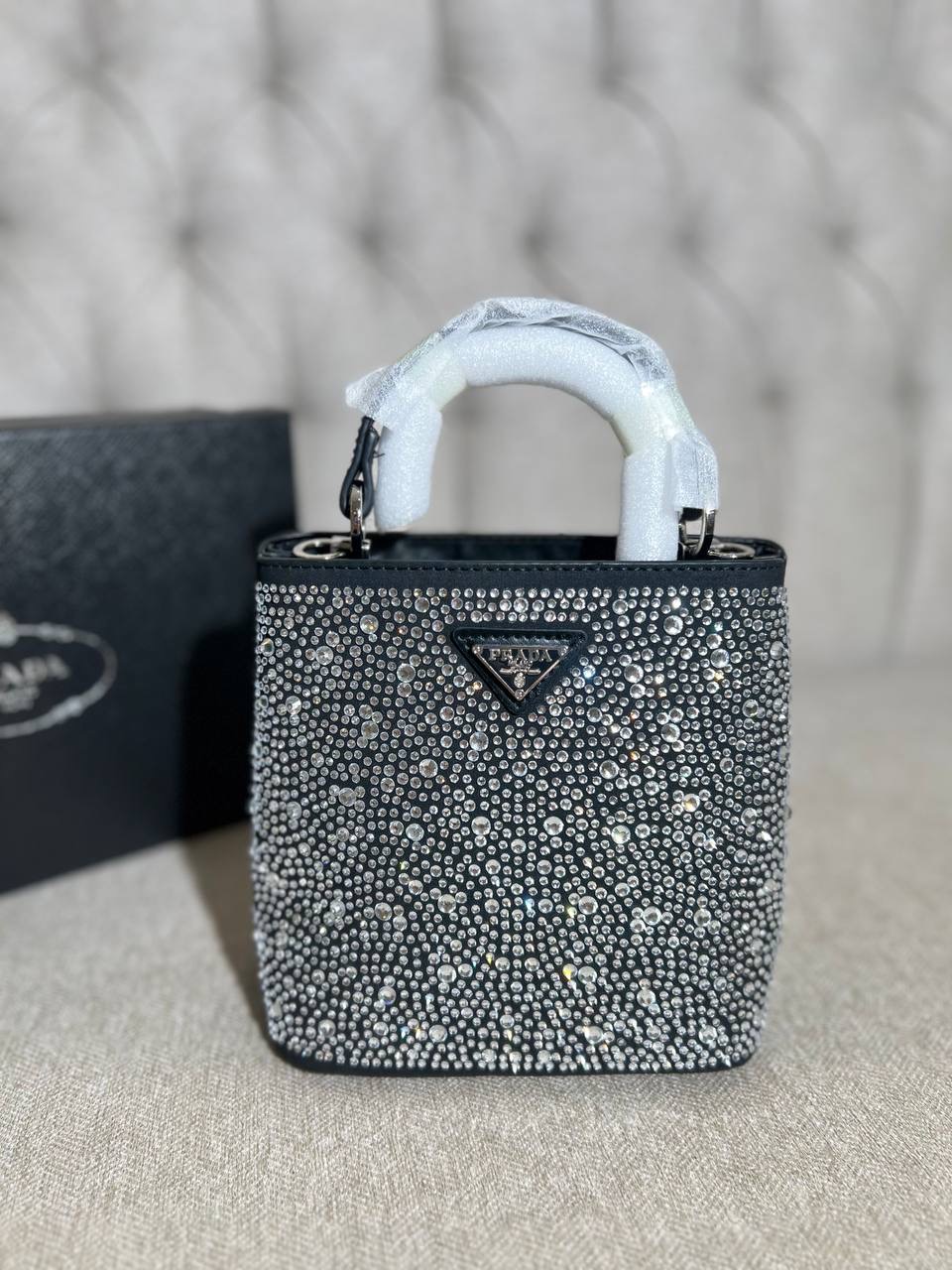  شنطة فضي اسود موضة 