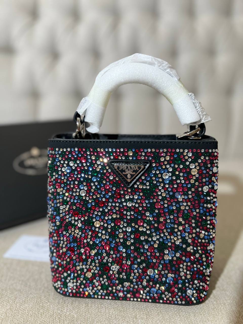  شنطة موضة سوداء ملونة 