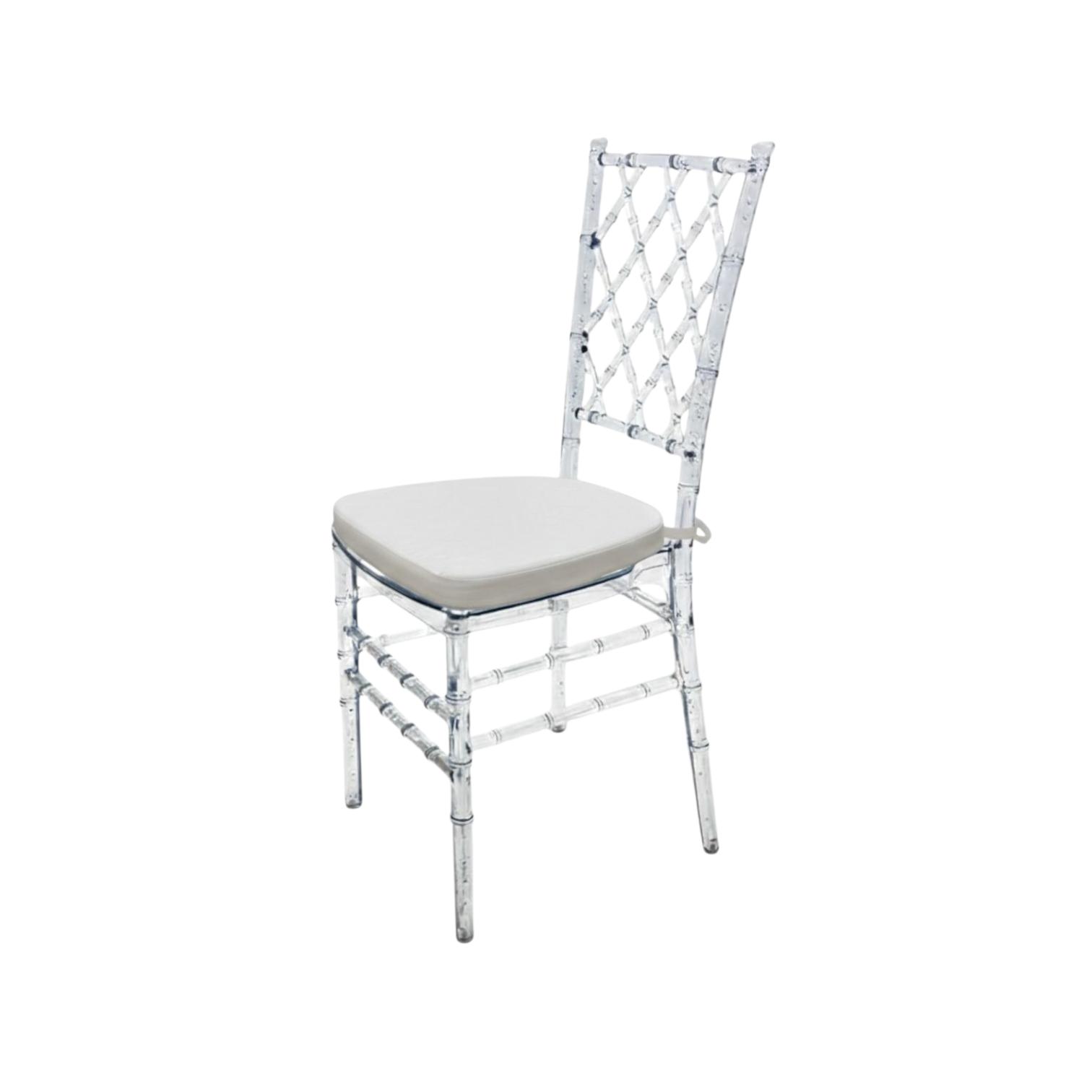  Clear single chair with elegant design suitable for events 