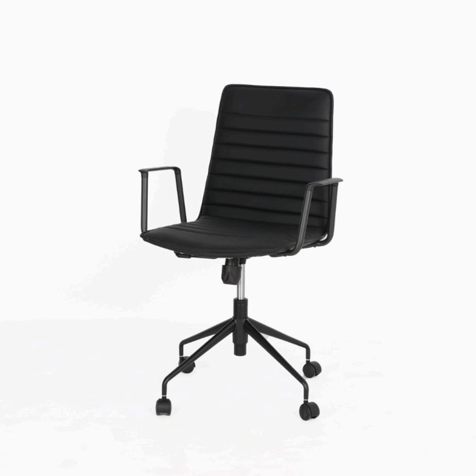  Black swivel office chair in black color with modern design 