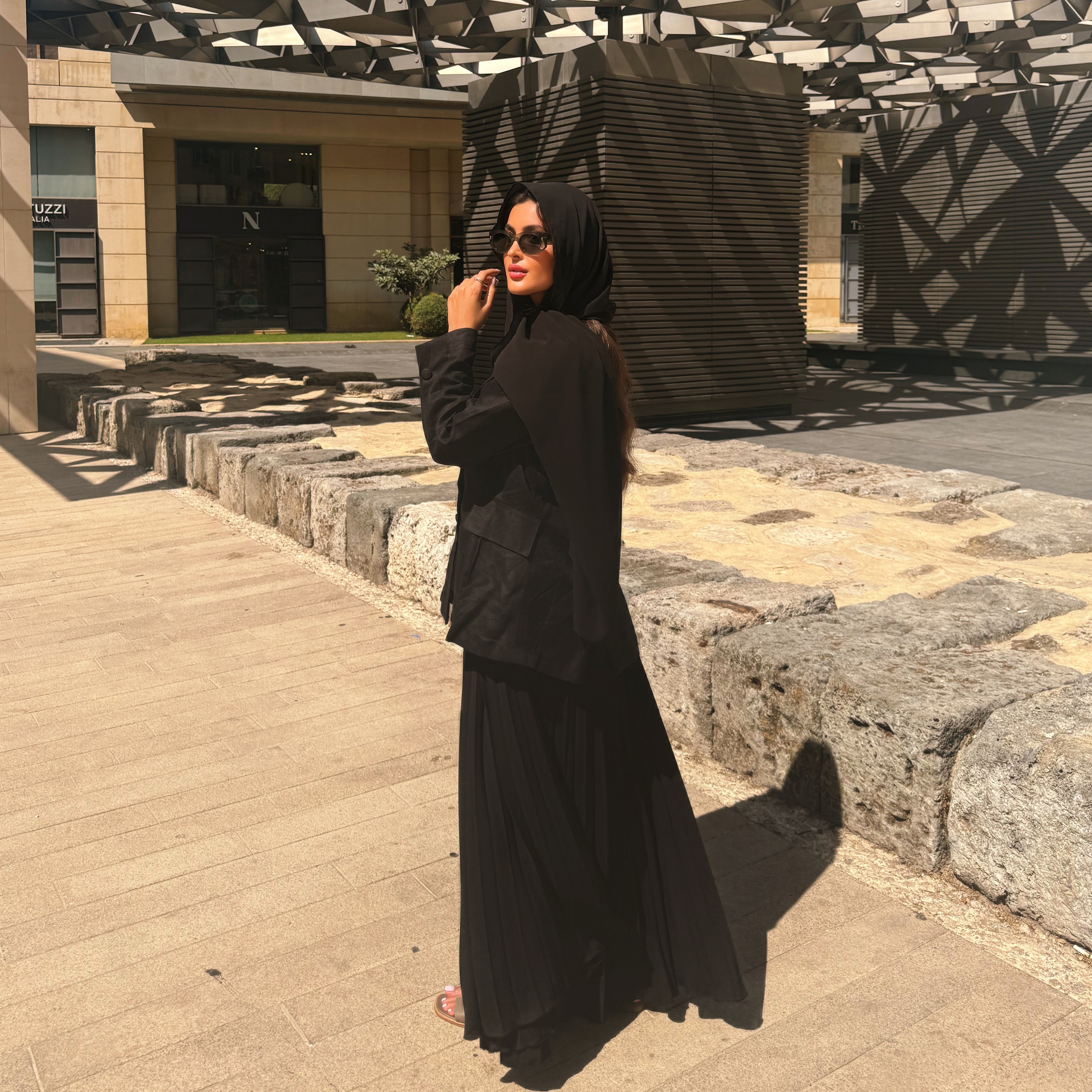 Black suit abaya 