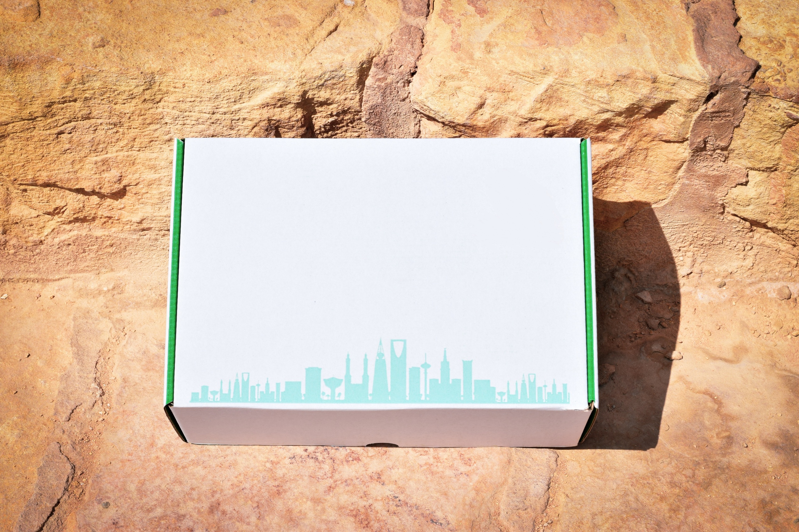  ربطة كرتون D25 أبيض واخضر 