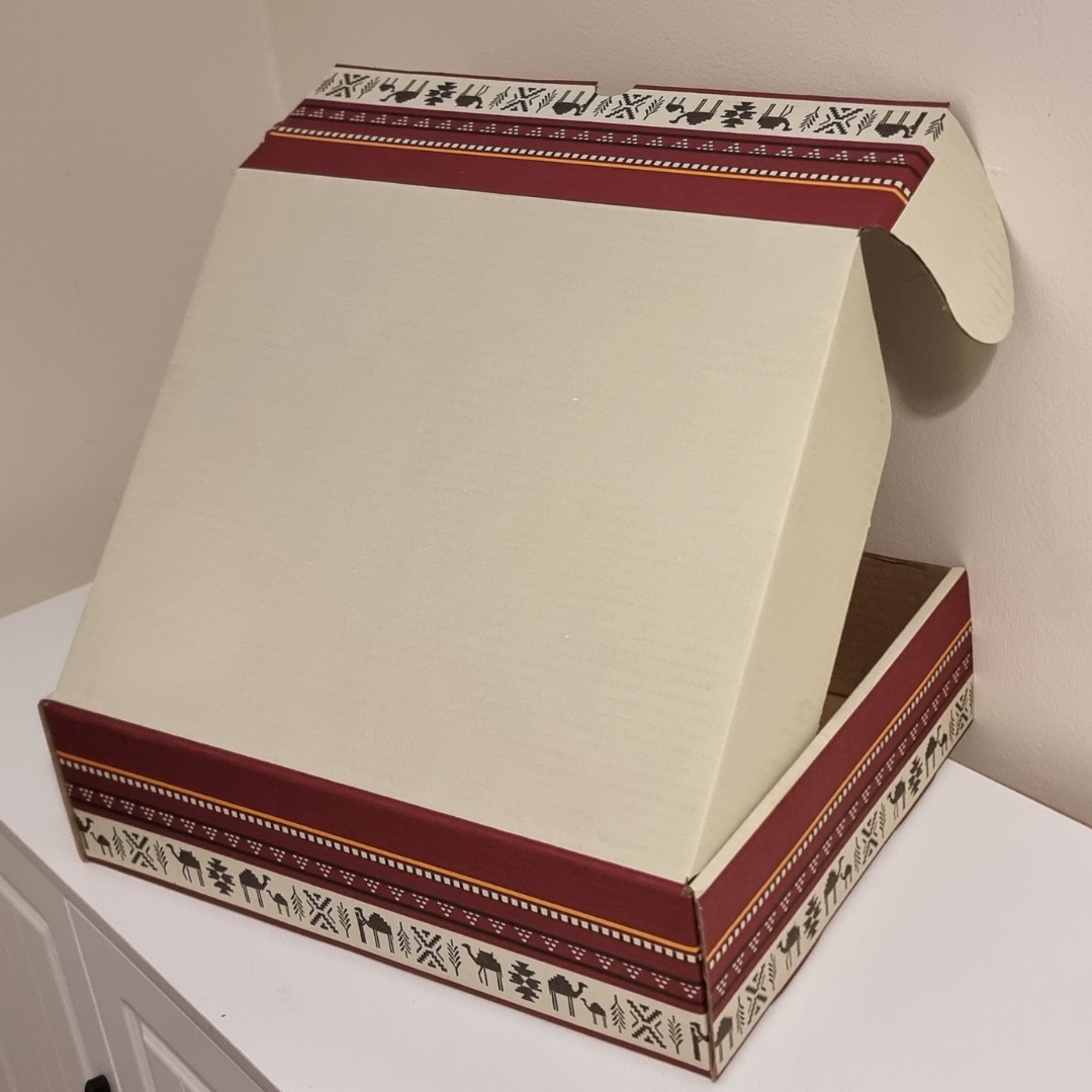  ربطة كرتون تراثي كبير (T561) 