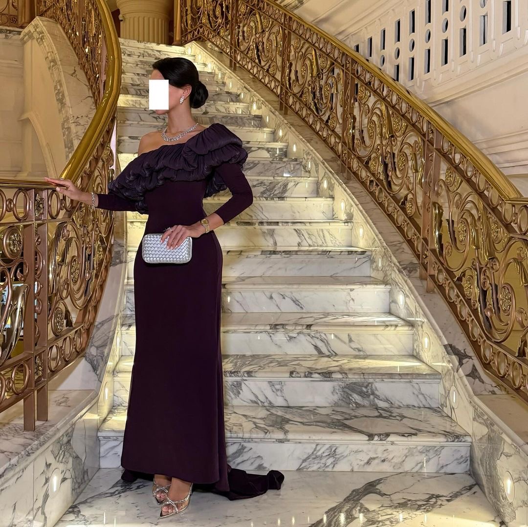  فستان سهرة كريب باربي قماش طايح  