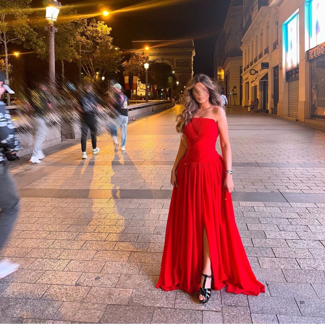  فستان سهرة شيفون احمر  كسرات  
