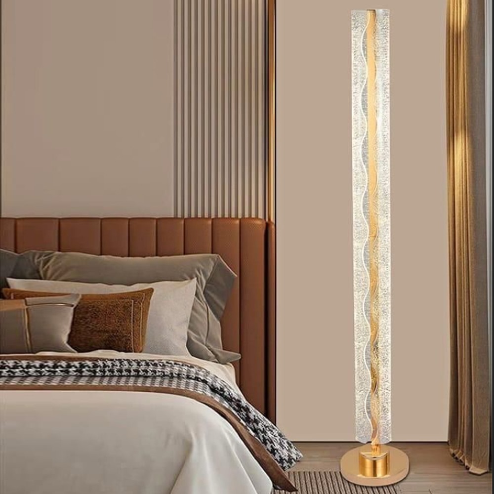  مصباح ارضي معدني طويل  ذهبي LED 
