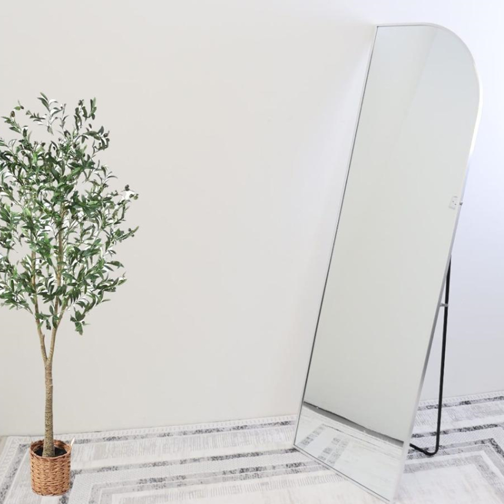  مرايا ستاند اطار فضي مقاس 50×165 سم 