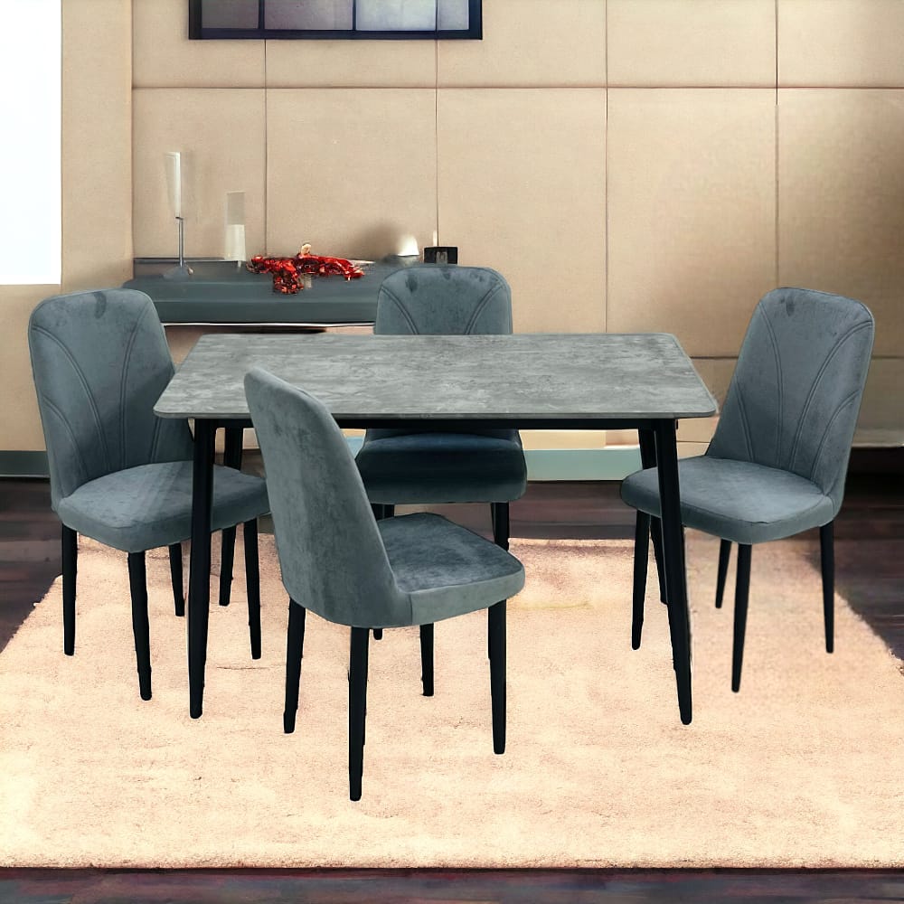  طاولة طعام 4كراسي 