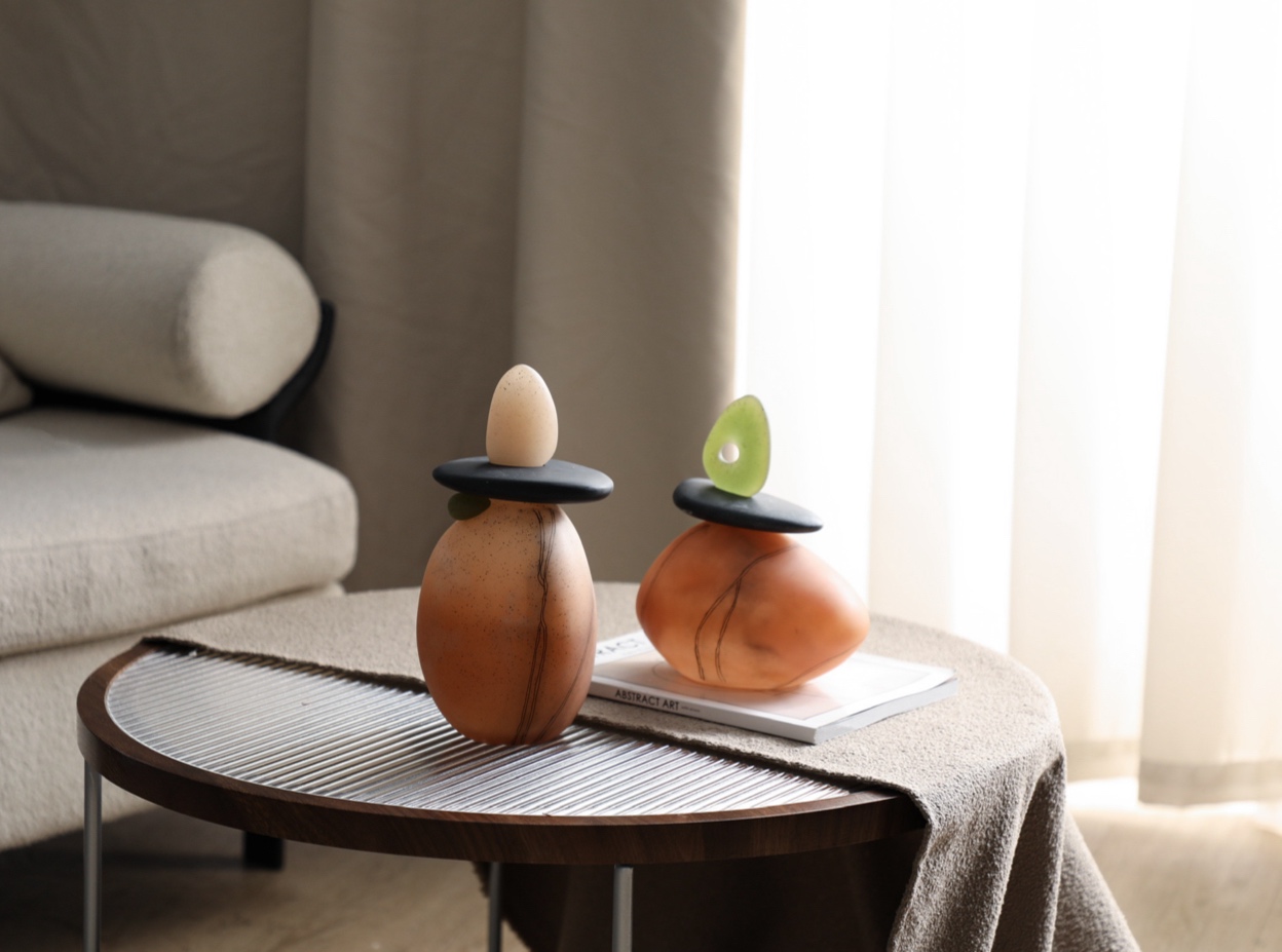 Carefully curated home accessories that bring elegance to any space