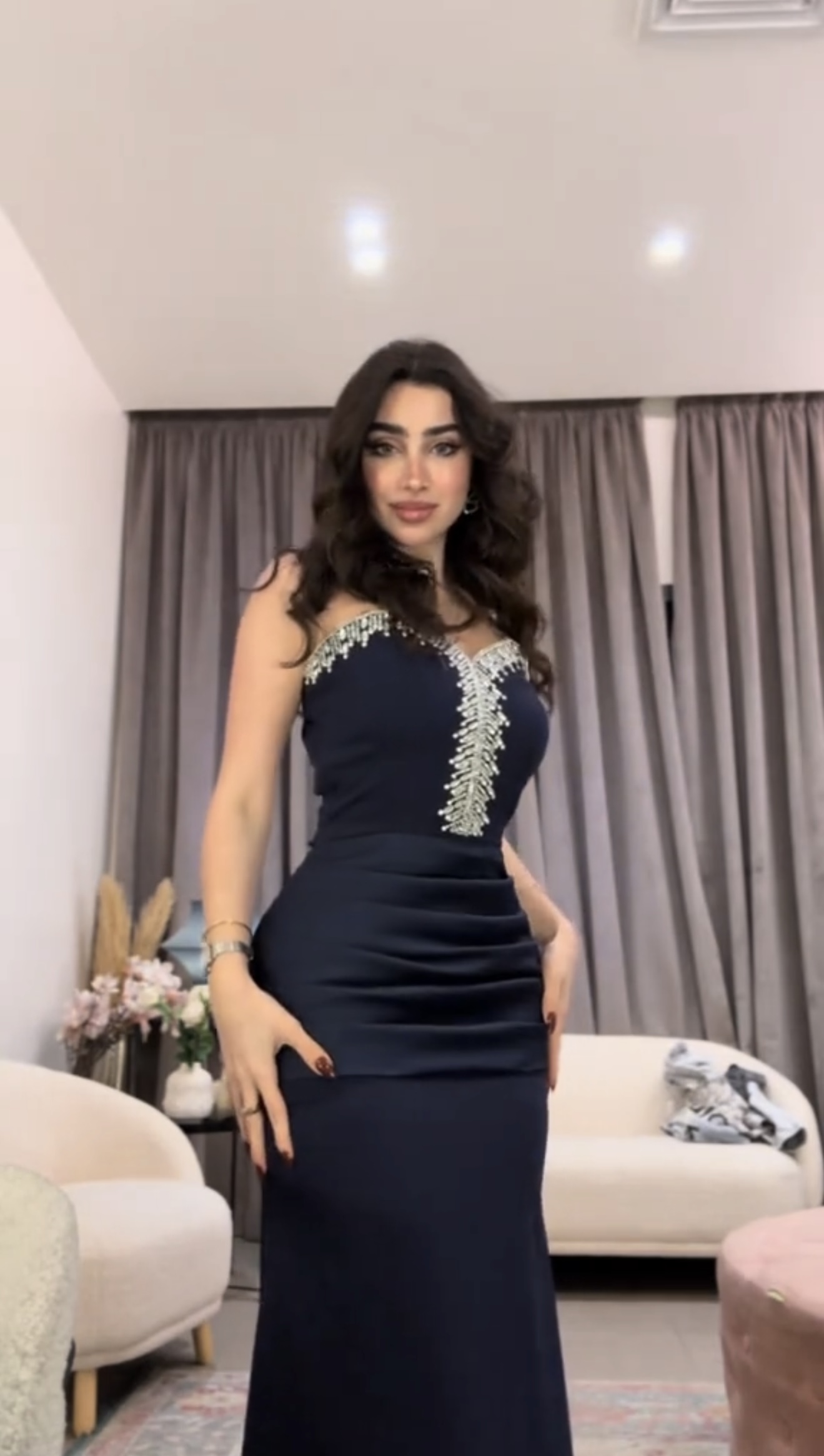 فستان سهرة كحلي 